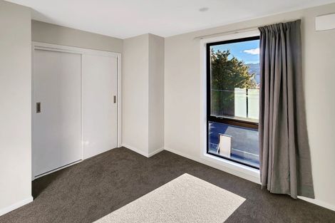 Photo of property in 1/130 Cambridge Terrace, Fairfield, Lower Hutt, 5011
