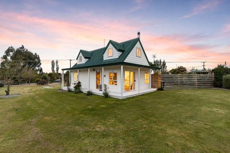 Photo of property in 61 Canterbury Street, Ashley, Rangiora, 7477