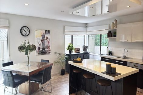 Photo of property in 9 Porritt Avenue, Chatswood, Auckland, 0626