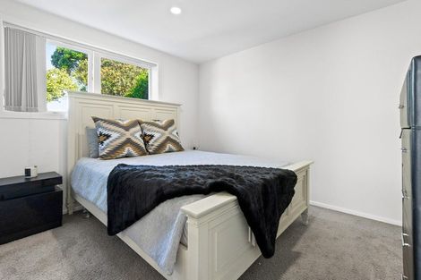 Photo of property in 213 Hobsonville Road, Hobsonville, Auckland, 0618