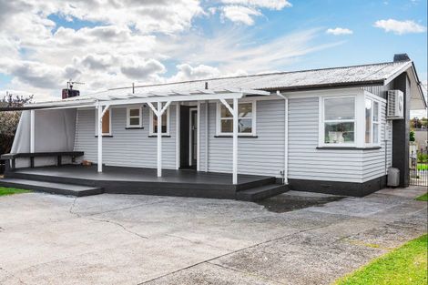 Photo of property in 37 Yvonne Street, Melville, Hamilton, 3206