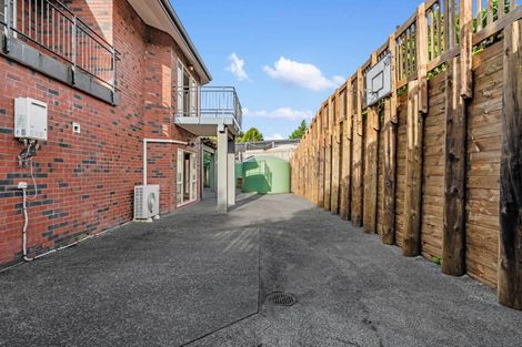 Photo of property in 38c Wicklam Lane, Greenhithe, Auckland, 0632