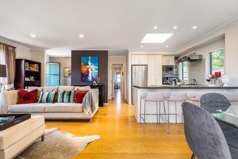 Photo of property in 37 Kings Road, Panmure, Auckland, 1072