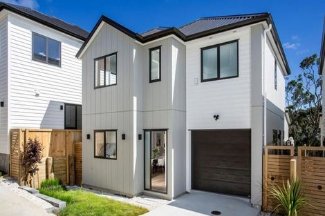 Photo of property in 32c Ludlow Terrace, Totara Vale, Auckland, 0627