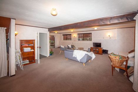 Photo of property in 40 Cortina Avenue, Johnsonville, Wellington, 6037