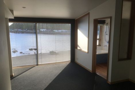 Photo of property in 28 Owhiro Bay Parade, Owhiro Bay, Wellington, 6023