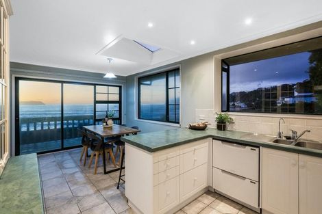 Photo of property in 22 Sunset Parade, Plimmerton, Porirua, 5026