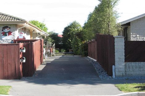 Photo of property in 1/9 Chadlington Street, Parklands, Christchurch, 8083