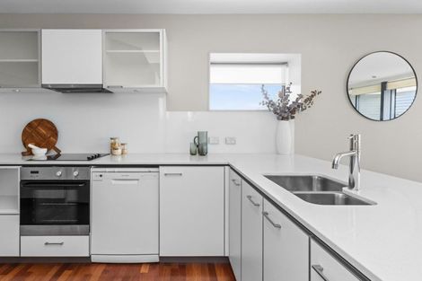 Photo of property in 213/7 Humber Street, Pandora, Napier, 4110