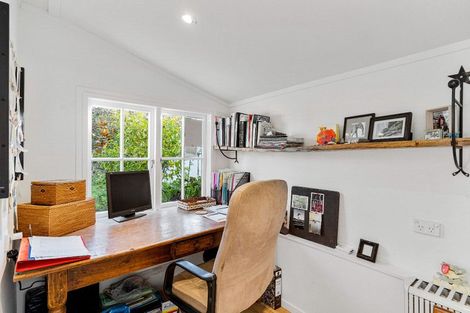 Photo of property in 73 Norwood Road, Bayswater, Auckland, 0622