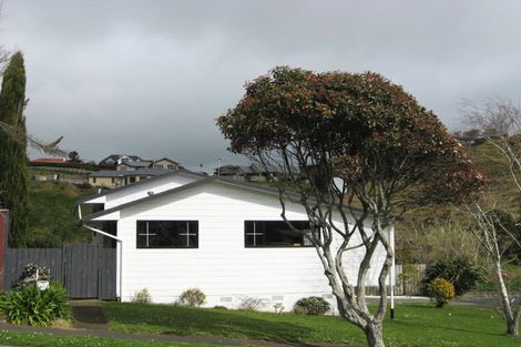 Photo of property in 2 Oawai Place, Marfell, New Plymouth, 4310