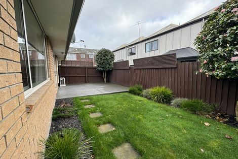 Photo of property in 7/11 Grove Road, Addington, Christchurch, 8024