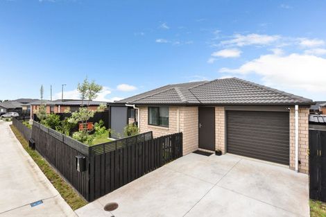 Photo of property in 32 Pragma Rise, Rototuna North, Hamilton, 3210