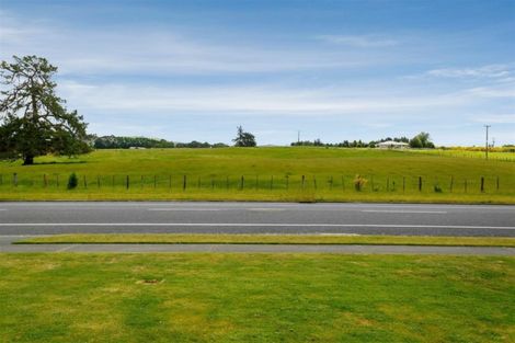 Photo of property in 35 Acacia Bay Road, Nukuhau, Taupo, 3330