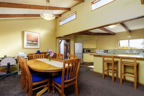 Photo of property in 64 Aronui Road, Bridge Hill, Alexandra, 9320