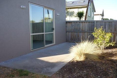 Photo of property in 16 Titirangi Crescent, Parklands, Christchurch, 8083