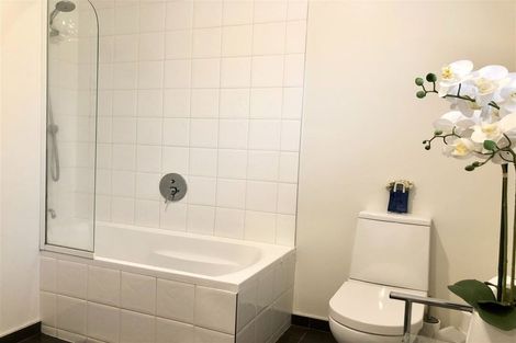 Photo of property in 77 Wai-iti Terrace, Bryndwr, Christchurch, 8052