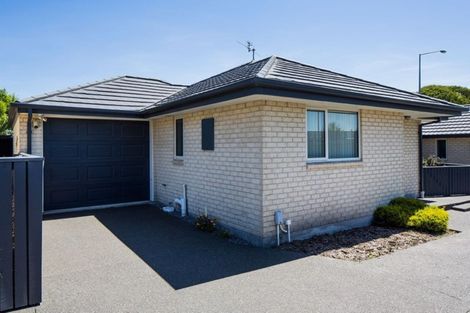 Photo of property in 2/162 Wainoni Road, Avondale, Christchurch, 8061