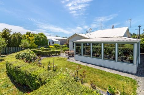 Photo of property in 12 Farrier Grove, Featherston, 5710