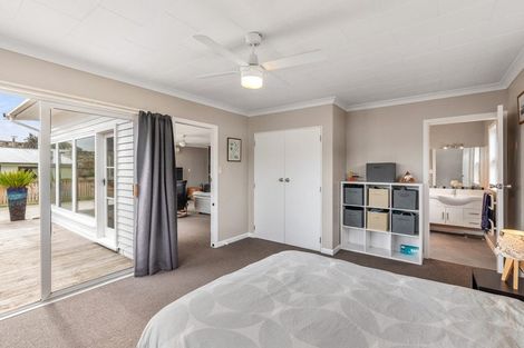 Photo of property in 53a Elizabeth Street, Waikanae, 5036