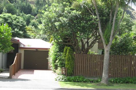 Photo of property in 16 Sumnervale Drive, Sumner, Christchurch, 8081