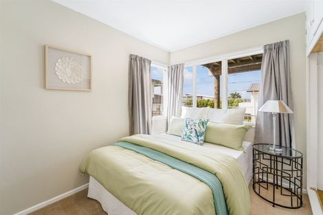 Photo of property in 75 Stanmore Bay Road, Stanmore Bay, Whangaparaoa, 0932