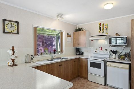 Photo of property in 96 Unsworth Drive, Unsworth Heights, Auckland, 0632