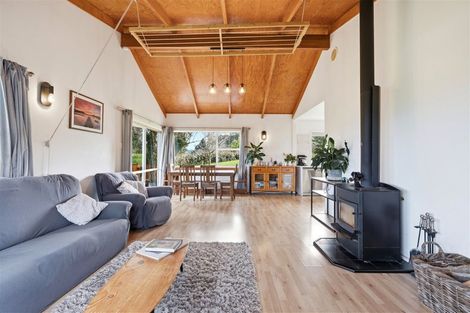 Photo of property in 25 Abel Tasman Drive, Takaka, 7110