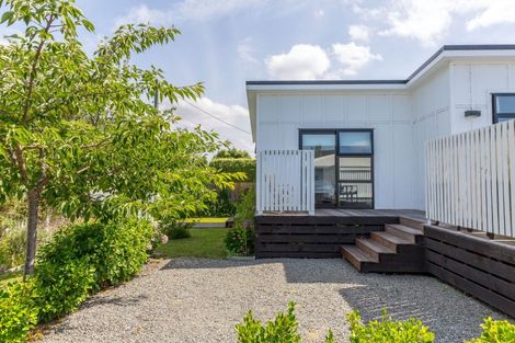 Photo of property in 24 Kempton Street, Greytown, 5712