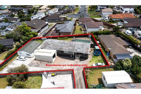 Photo of property in 56 Makora Road, Massey, Auckland, 0614