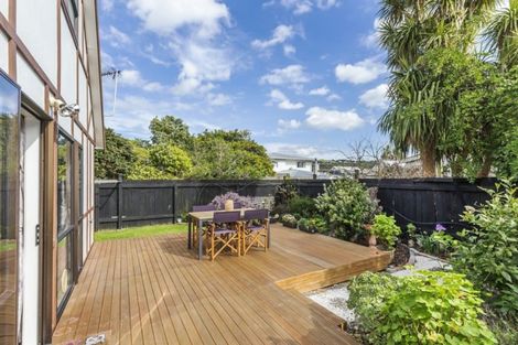 Photo of property in Main Road, Titahi Bay, Porirua, 5022