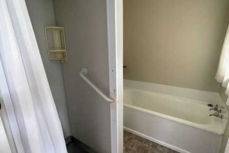 Photo of property in 16 Maude Street, Waimate, 7924