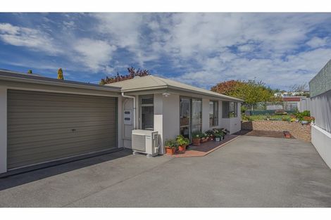 Photo of property in 2/92 Arthur Street, Seaview, Timaru, 7910