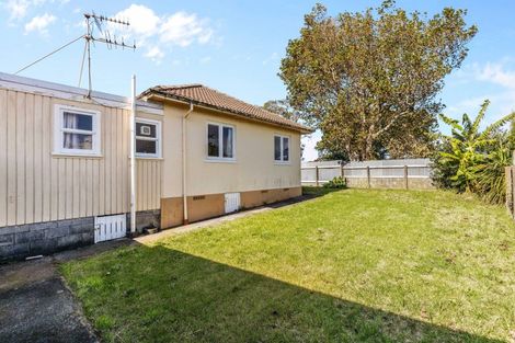 Photo of property in 205 South Road, Spotswood, New Plymouth, 4310