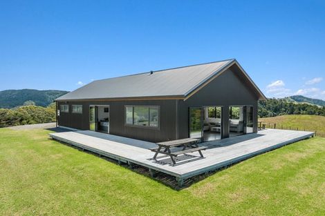 Photo of property in 158 Clements Road, Matapouri, Whangarei, 0173