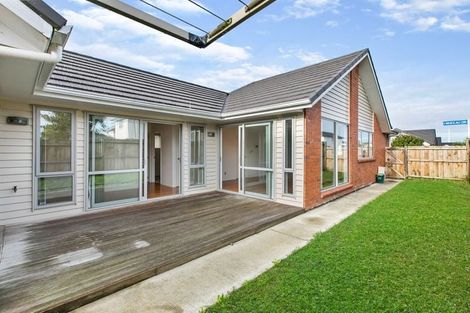 Photo of property in 35 Whekau Drive, Takanini, 2112