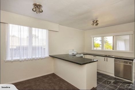 Photo of property in 39 Baylands Drive, Newlands, Wellington, 6037