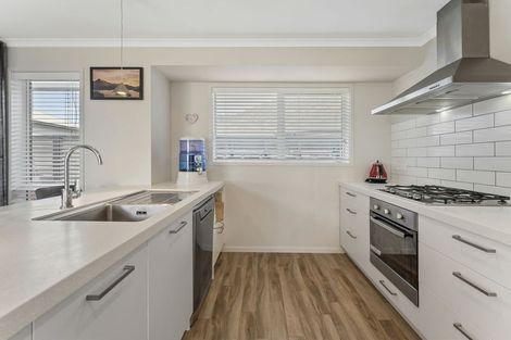 Photo of property in 8 Coventry Crescent, Lower Shotover, Queenstown, 9304