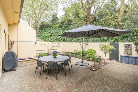 Photo of property in 2/104 Grantham Street, Hamilton Central, Hamilton, 3204