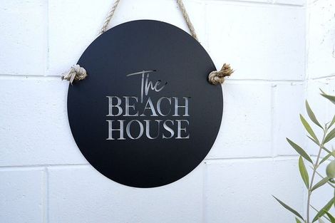 Photo of property in 84 Pacific Road, North New Brighton, Christchurch, 8083