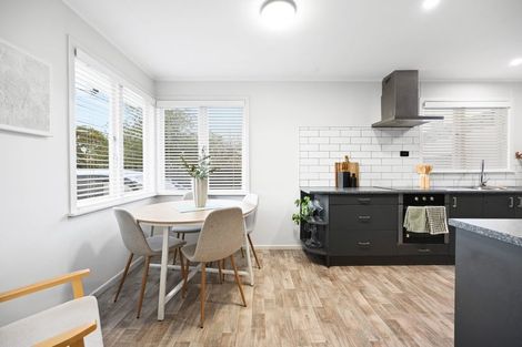 Photo of property in 6 Barrie Crescent, Silverdale, Hamilton, 3216