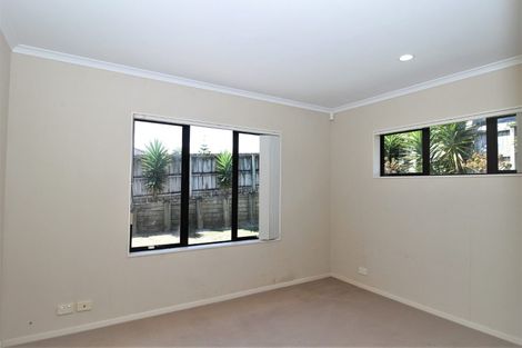 Photo of property in 15 Foxlaw Street, Randwick Park, Auckland, 2105