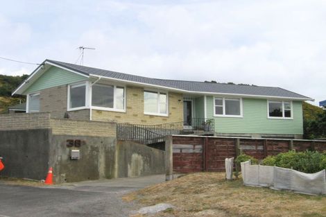 Photo of property in 38 High Street, Island Bay, Wellington, 6023