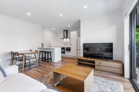 Photo of property in 2/71 Hobsonville Road, Hobsonville, Auckland, 0616