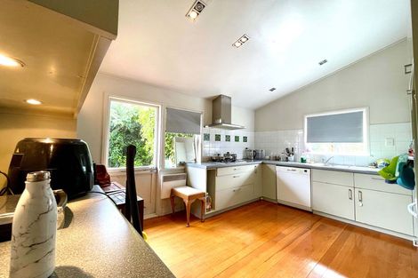 Photo of property in 31 Udys Road, Pakuranga, Auckland, 2010
