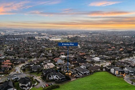 Photo of property in 8 Verley Rise, East Tamaki Heights, Auckland, 2016