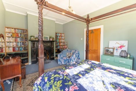 Photo of property in 128 Glen Road, The Glen, Dunedin, 9011