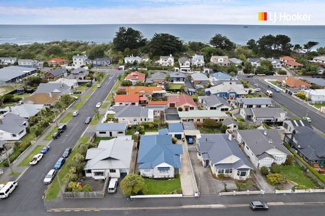 Photo of property in 82 Albert Street, Saint Clair, Dunedin, 9012