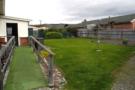 Photo of property in 202 Queen Street, Waimate, 7924