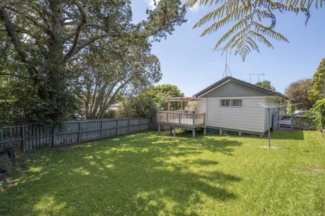 Photo of property in 3 Theban Place, Totara Vale, Auckland, 0629